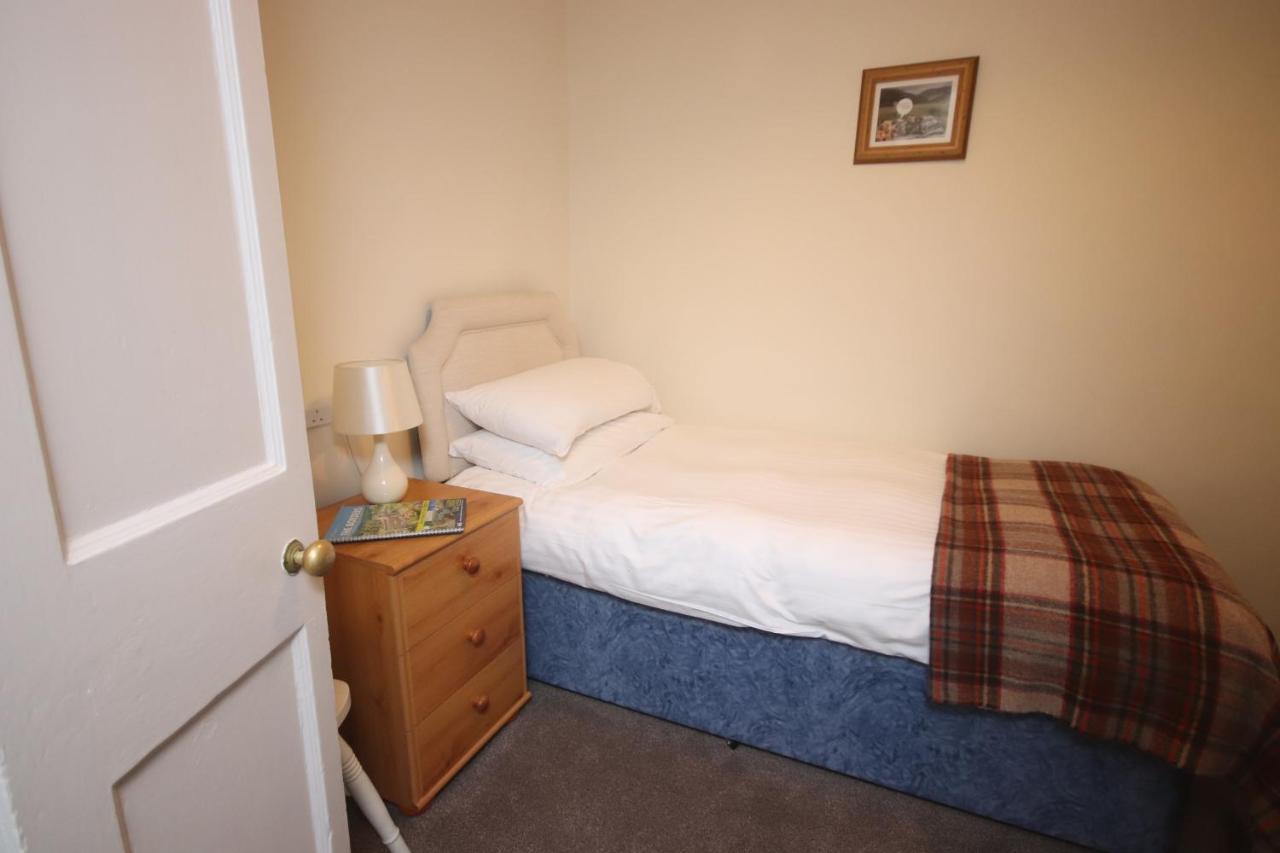 Inglestone House Guest House Келсо Экстерьер фото