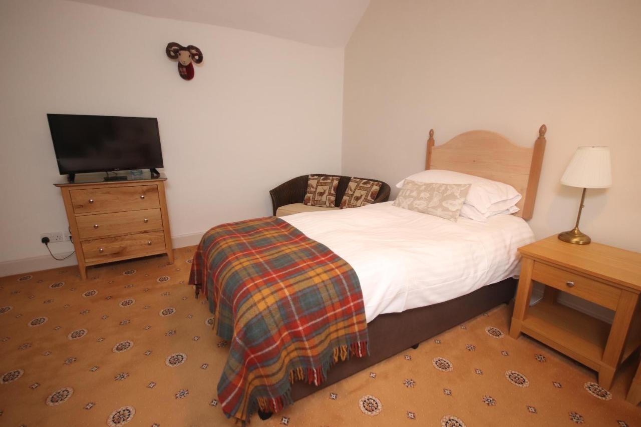 Inglestone House Guest House Келсо Экстерьер фото